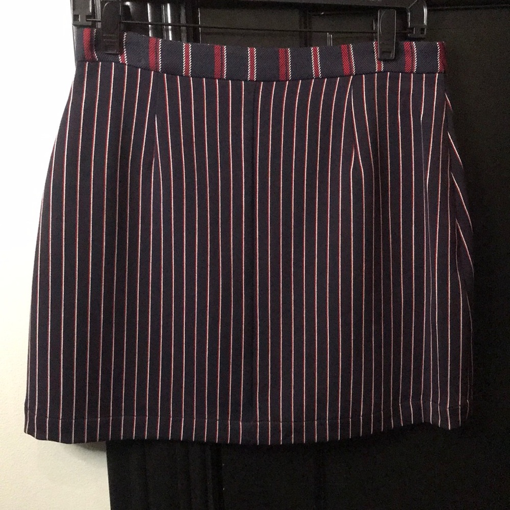 Multi pattern skirt - Picture 2 of 2